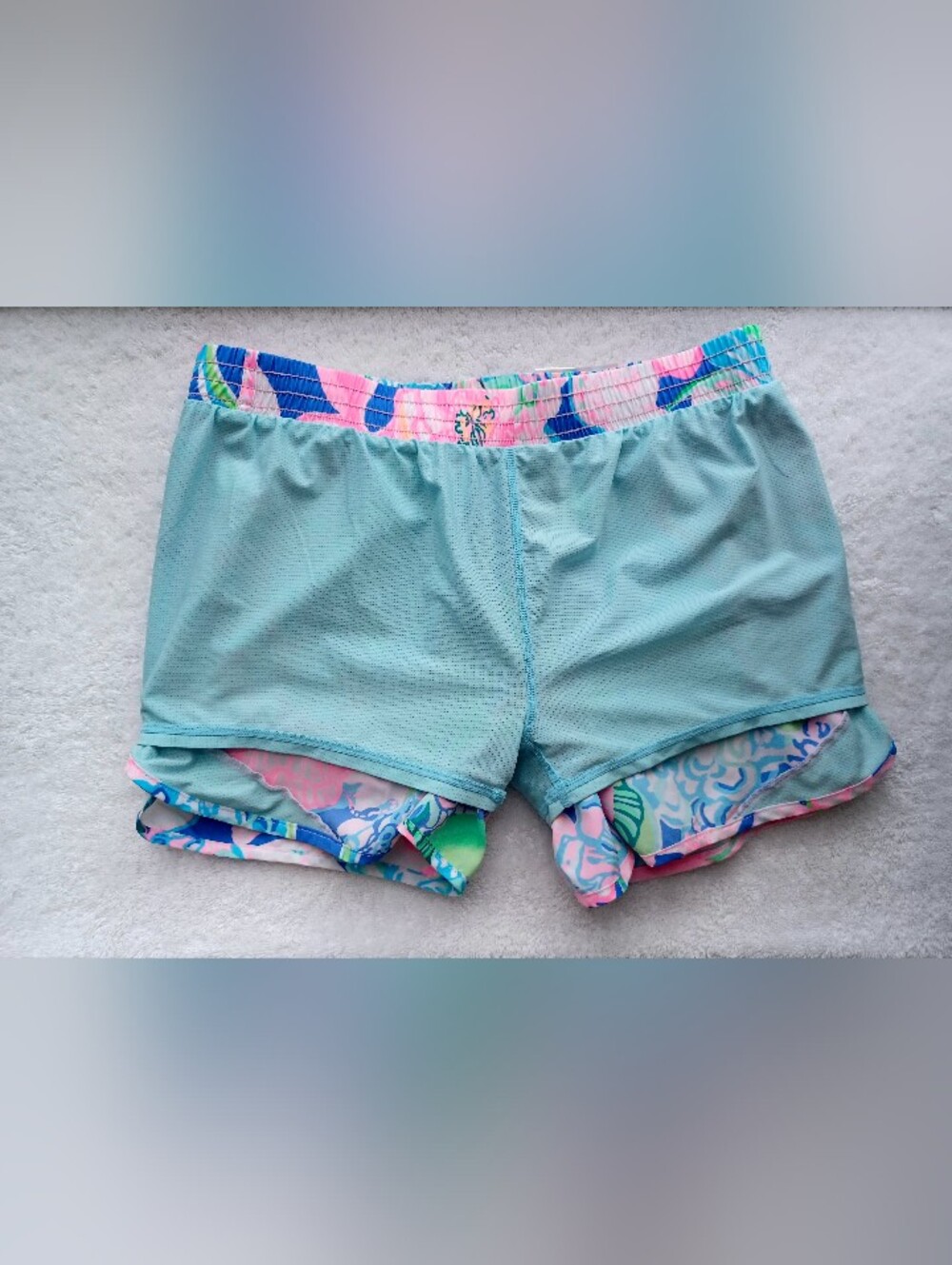 Lilly Pulitzer Ocean Trail Athletic Shorts - Peony For Your Thoughts, Size XS - Picture 9 of 13